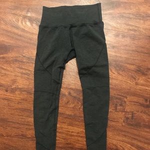 Alphalete revival leggings